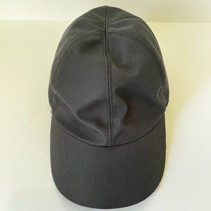 Black fleece lined cap by Weatherproof